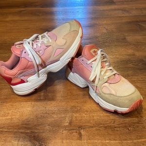 Adidas womens falcon ‘true pink’